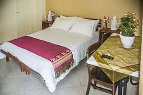 Port Inn - Hostel