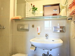 Adesso Hotel