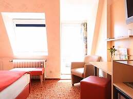 Adesso Hotel