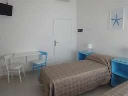 Ostello Casa per Ferie Stella Marina - Hostel