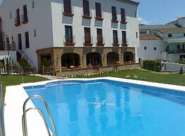 Aparthotel Rural 12 Caños