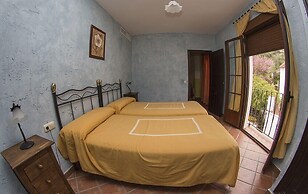 Aparthotel Rural 12 Caños