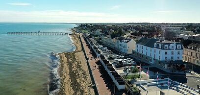 Le Beau Rivage