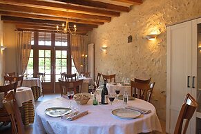 Auberge Le Colombien - Hôtel Restaurant