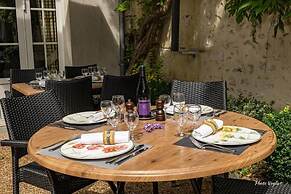Auberge Le Colombien - Hôtel Restaurant
