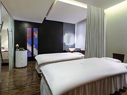 Sofitel Abu Dhabi Corniche