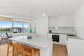 Mariners North Holiday Apartments