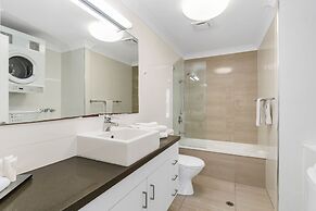 Mariners North Holiday Apartments