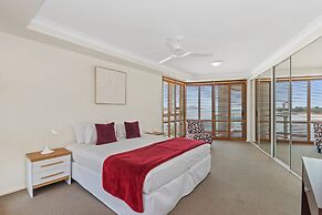 Mariners North Holiday Apartments
