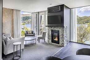 Hilton Queenstown Resort & Spa