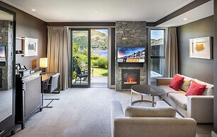 Hilton Queenstown Resort & Spa