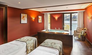 Hilton Queenstown Resort & Spa