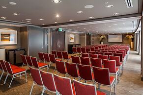 Hilton Queenstown Resort & Spa
