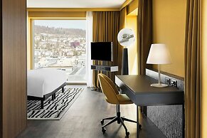 Renaissance Zürich Tower Hotel
