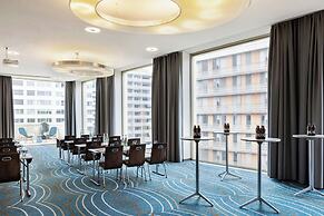 Renaissance Zürich Tower Hotel