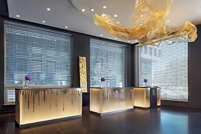 Renaissance Zürich Tower Hotel