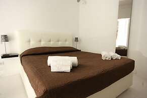 Hip Suites