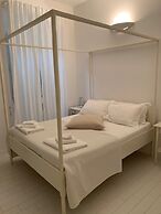 Hip Suites