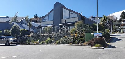 The Moorings
