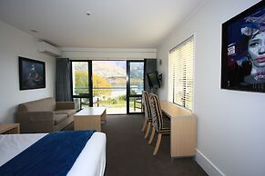 The Moorings