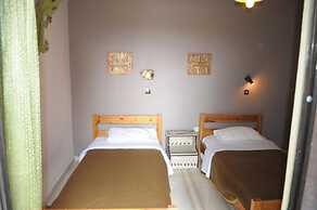 Comfy Hostel Studios