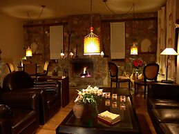 Aloni Hotel