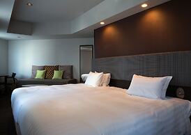 E Hotel Higashi Shinjuku