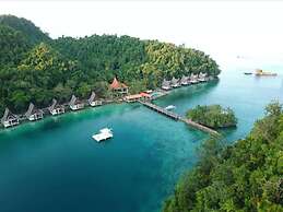 Club Tara Resort