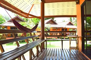 Lanta Pearl Beach Resort