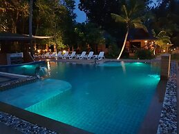 Lanta Pearl Beach Resort
