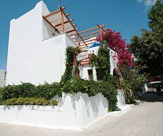 Marisa Rooms