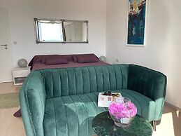 Studio Apartment Andrijana
