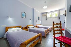 Akis Hotel