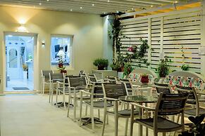 Akis Hotel