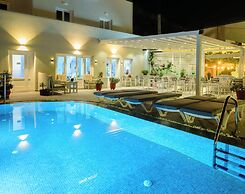 Akis Hotel