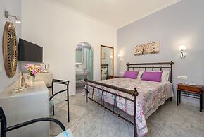 Akis Hotel