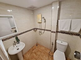 Opal House Hotel & Restaurant