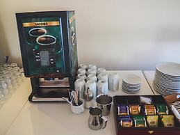 Ideal Hotel