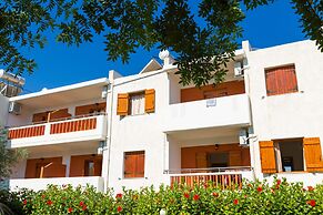 Ideal Hotel