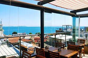 Seraglio Hotel & Suites