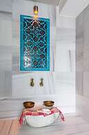 Seraglio Hotel & Suites