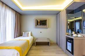 Seraglio Hotel & Suites