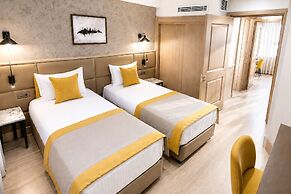 Seraglio Hotel & Suites