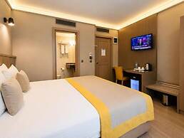 Seraglio Hotel & Suites