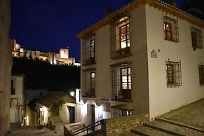 Apartamentos Turísticos Alhambra