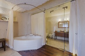 Anatolian Houses Cave Hotel & SPA