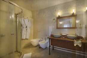 Anatolian Houses Cave Hotel & SPA