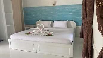 Sand Sea Beach Resort