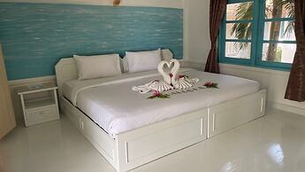 Sand Sea Beach Resort