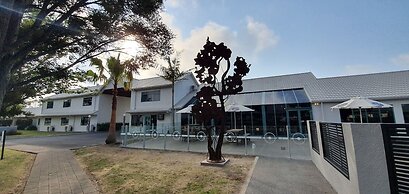 JetPark Hotel Hamilton Airport